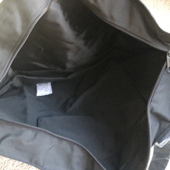 VICTORIA’S SECRET BLACK SEQUIN TOTE BAG - Picture 3 of 3